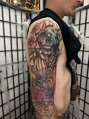 Emerald Tablet Collective tattoo shop in Princeton, Illinois