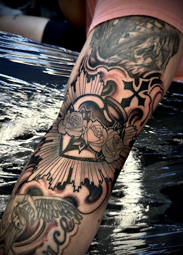 Cholo Supreme Tattoos tattoo shop in Radcliff, Kentucky