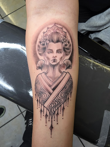 Red Eye Tattoo tattoo shop in Rio Dell, California