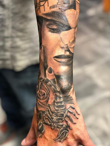 Anchors End Tattoo tattoo shop in River Falls, Wisconsin