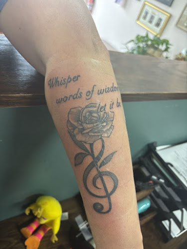 Reverie Tattoo tattoo shop in Roberts, Wisconsin