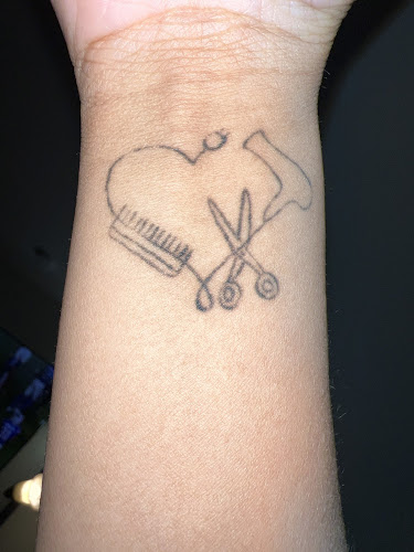 Jlines by Juliana (Tiny Tattoos & Permanent Jewlery) tattoo shop in Rochester, New York