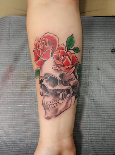 Mellow Madness Tattoo Parlor tattoo shop in Rochester, New York