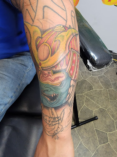 Tha Flatlinerz Allstarz Tattoo & Piercings tattoo shop in Rochester, New York