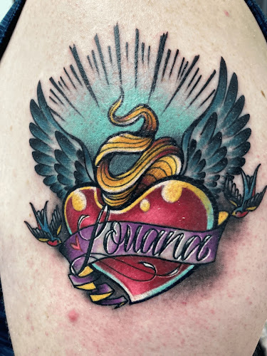 Raven's Mark Body Art Collective | Tattoo's & Piercings tattoo shop in Roseville, California