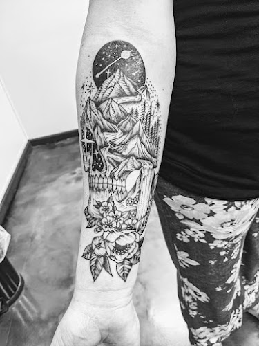 Hardkore Ink tattoo shop in Salem, Ohio