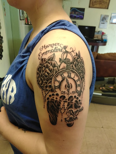 Righteous Works Tattoos & Piercings tattoo shop in Salem, Arkansas