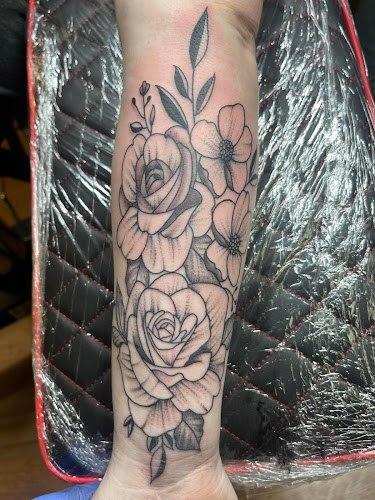 Distinked Art and Tattoo tattoo shop in Scott City, Kansas