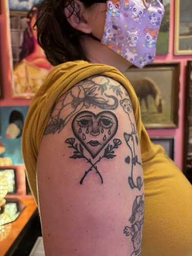 Tattoo Pizzazz tattoo shop in Seattle, Washington