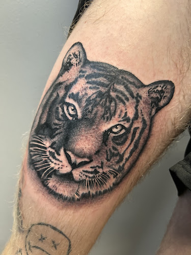 Top Shelf Tattoo Collective tattoo shop in Sellersburg, Indiana