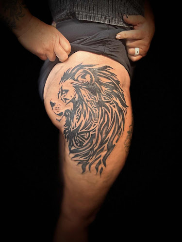 Sticking Point Studios tattoo shop in Sharon, Pennsylvania