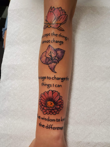 X Treme Tattoo & Piercing tattoo shop in Sheffield, Ohio