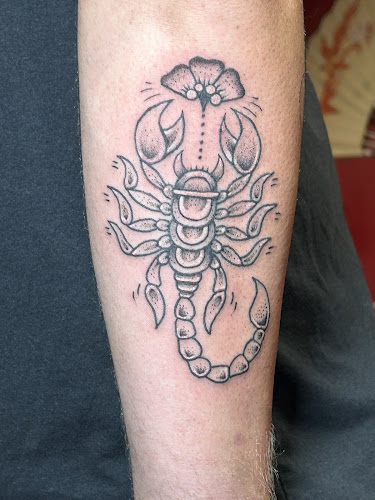 Unhinged Ink tattoo shop in Shermans Dale, Pennsylvania