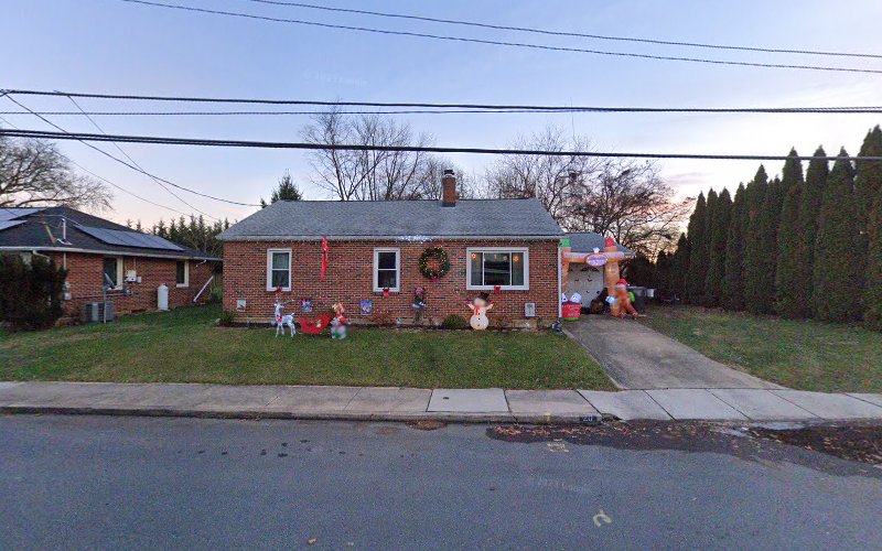 16 Shades of Madness Tattoo tattoo shop in Shiremanstown, Pennsylvania