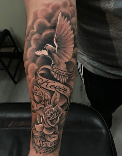 Soleil ink lounge tattoo shop in Simi Valley, California