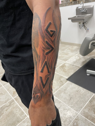 Untamed Skin tattoo shop in Siren, Wisconsin