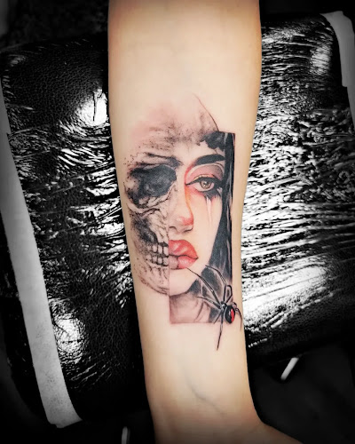 Die Lovely Ink tattoo shop in Spartanburg, South Carolina