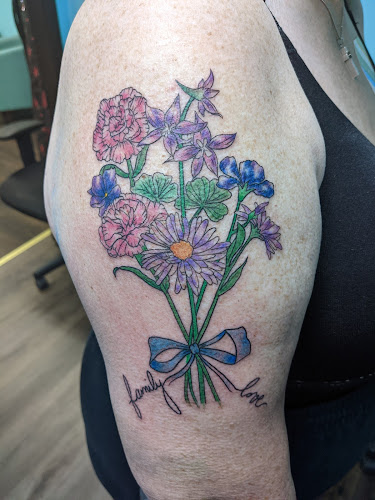 Painted Ladies Tattoo & Piercing tattoo shop in Spirit Lake, Iowa