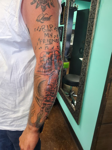 Threshold Body Art tattoo shop in St Charles, Missouri