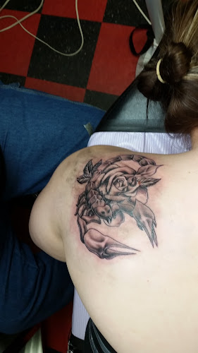 Low Lock Tattoo tattoo shop in St Clairsville, Ohio