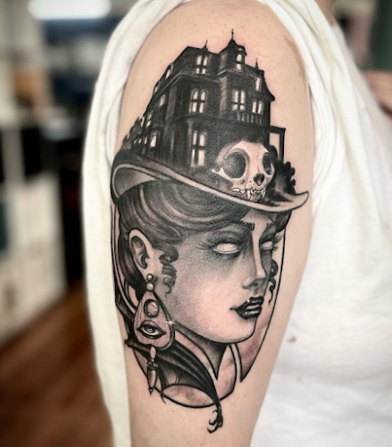 Alchemy Tattoo Collective - South City tattoo shop in St. Louis, Missouri