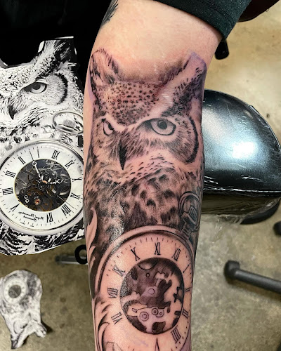 Crimson Dove Tattoo & Piercing tattoo shop in St. Louis, Missouri