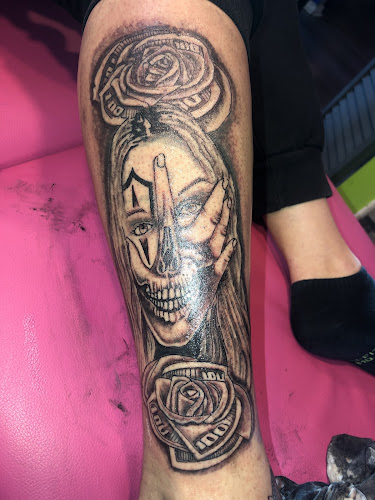 DreamTeamJunkieeStudios(ThePlug) tattoo shop in St Martinville, Louisiana