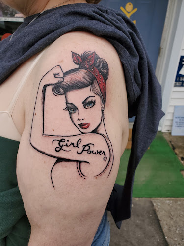 yeah man art and ink tattoo shop in St Paris, Ohio