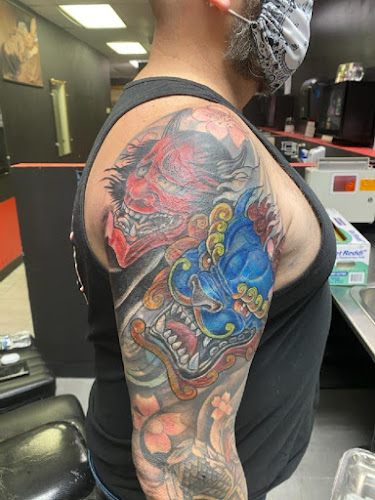 Hung's Tattoo Parlor tattoo shop in St Paul, Minnesota