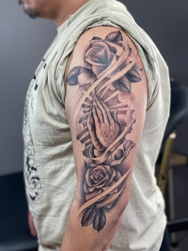 Orona ink tattoo shop in St Paul, Minnesota