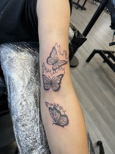 Scarlet Moon Tattoos LLC tattoo shop in Staunton, Virginia