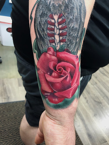 American Ultra Tattoo And Body Piercing tattoo shop in Strongsville, Ohio