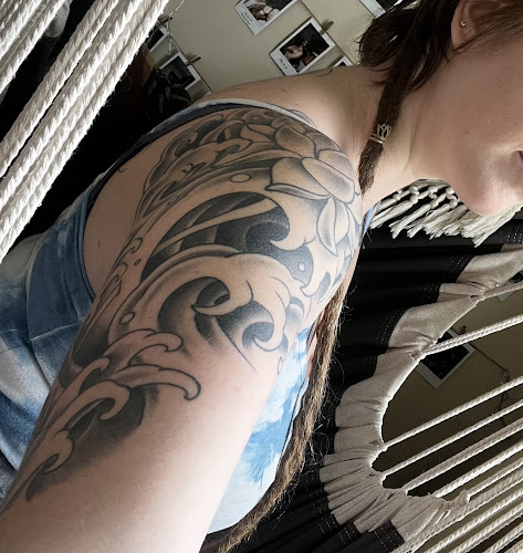 Iron Wolves Tattoo tattoo shop in Swannanoa, North Carolina