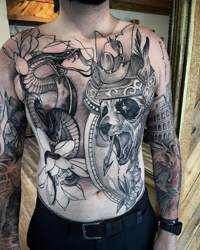 Stay Gold Art Collective tattoo shop in Swartz Creek, Michigan