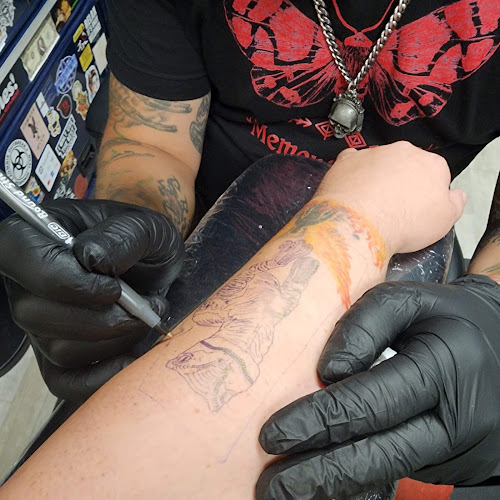 Rose Quartz Salon tattoo shop in Syracuse, New York