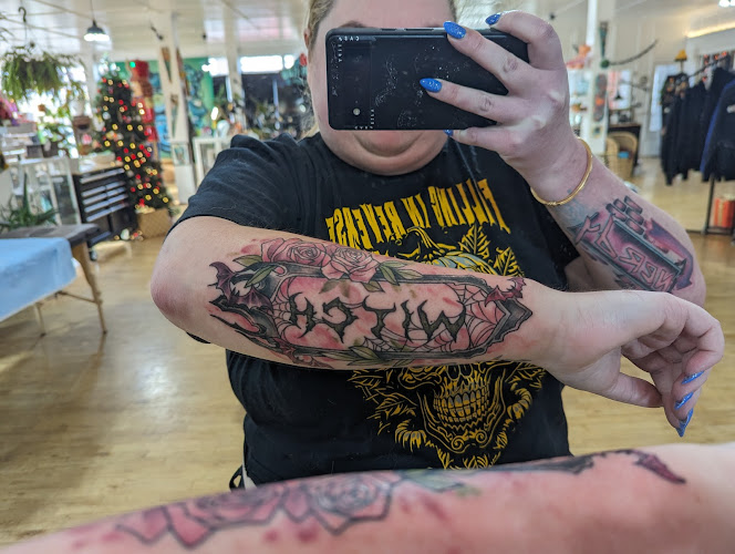 Ravens Claw Tattoo & Gallery tattoo shop in Tacoma, Washington
