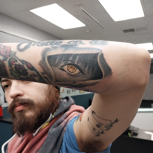 Black Lantern Tattoo Collective tattoo shop in Tamaqua, Pennsylvania