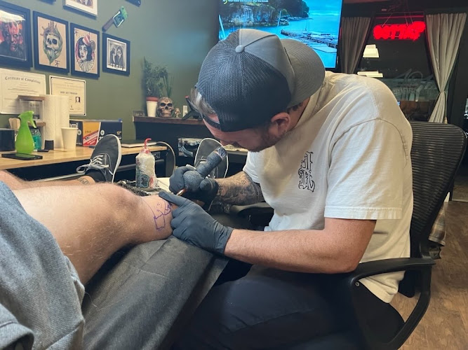 Hook & Dagger Tattoo tattoo shop in Tarzana, California