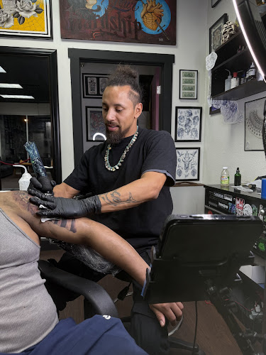 SocalTattoo and Art Gallery tattoo shop in Tarzana, California