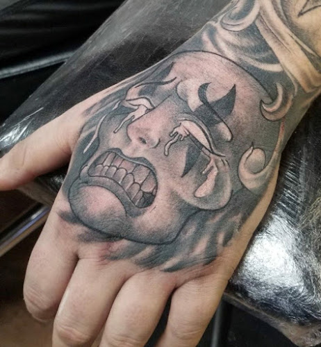 4 Nineteen Ink tattoo shop in Toledo, Ohio