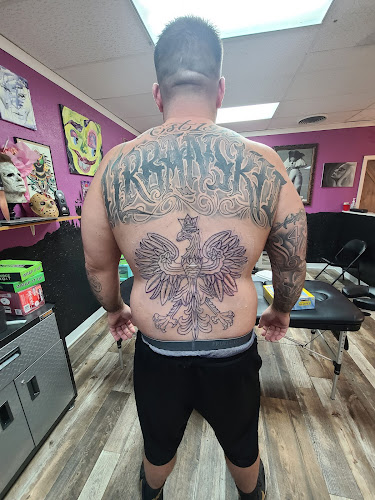 Exclusive Tattoo tattoo shop in Toledo, Ohio