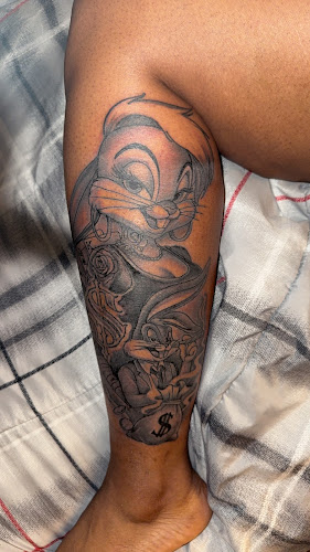 Love Ur Ink tattoo shop in Upper Darby Township, Pennsylvania