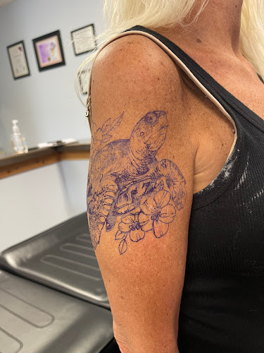 Modern Primitive Tattoo tattoo shop in Utica, Ohio