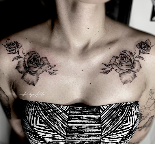 Rose Stem Tattoo tattoo shop in Valencia, California