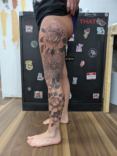 Covered Tattoo Shop - Professional tattoo shop in Valley, Alabama