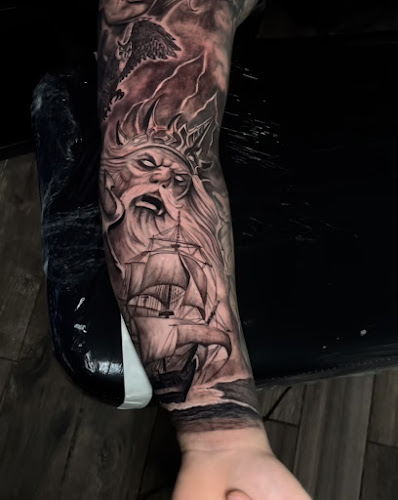 Xclusive Ink IV tattoo shop in Wallingford, Connecticut