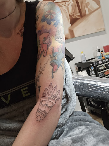 The box gallery tattoo shop in Warren, Ohio