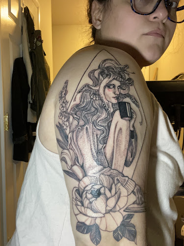 Saints & Sinners Tattoo Studio LLC - Professional tattoo shop in Waterbury, Connecticut