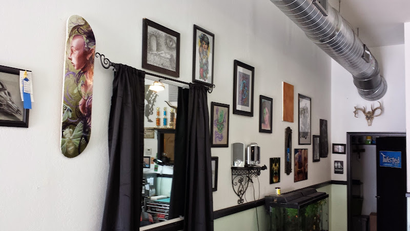 Twisted Fate Tattoos tattoo shop in Waverly, Iowa