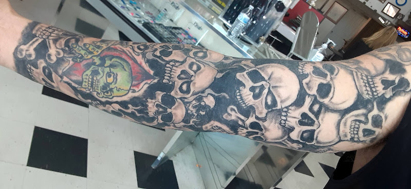 Extreme Expressions tattoo shop in Waynesboro, Virginia